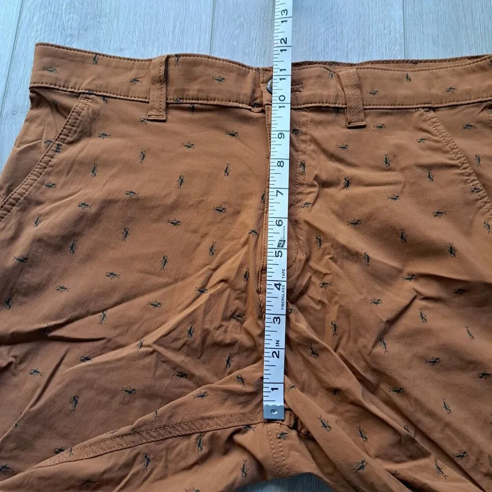 Eddie Bauer Travex Shorts Men’s‎ 33 Brown Fish Graphics Chino Nylon Spandex